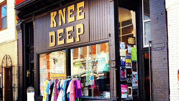 Knee Deep Vintage storefront